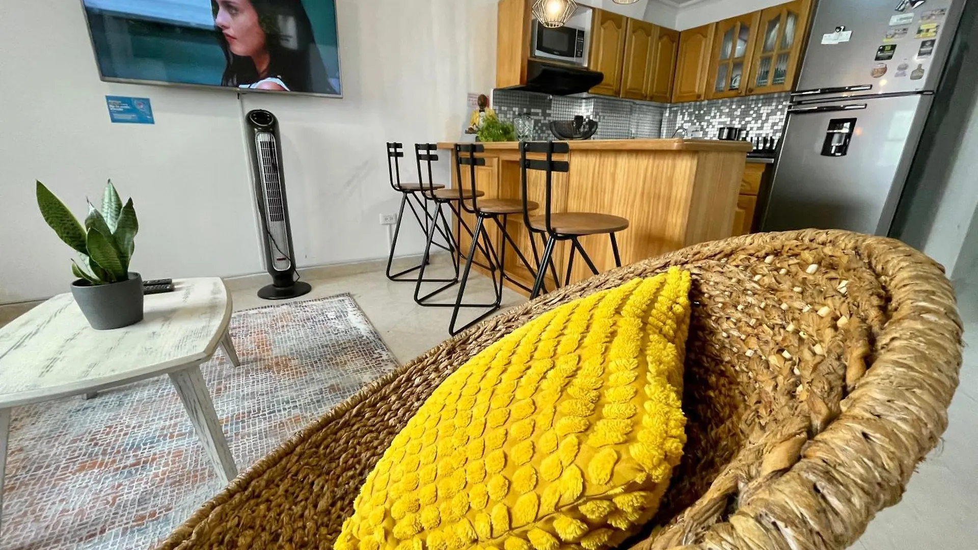 Apartment Laureles Excelente Ubicacion La 70 Estadio, Cerca Al Poblado Medellin